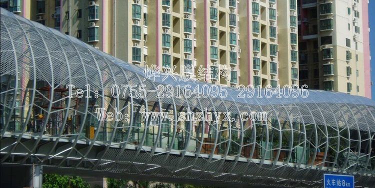 【永久性走廊遮陽(yáng)棚】過街天橋單層ETFE膜結(jié)構(gòu)