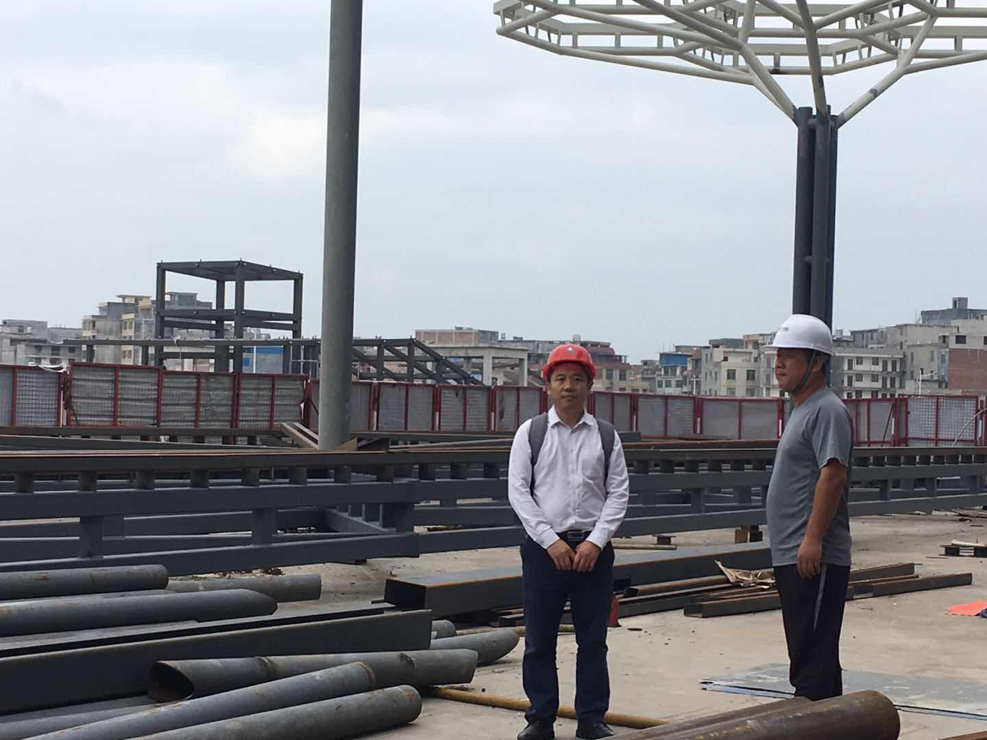 踏遍工地每一角落，激勵(lì)每一寸心靈
